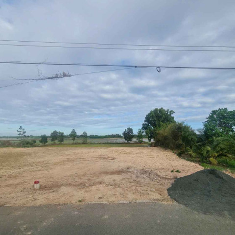 Bán đất vườn ven biển Phước Hải diện tích 472m2 có 80m2 thổ cư. Nở hậu 14m