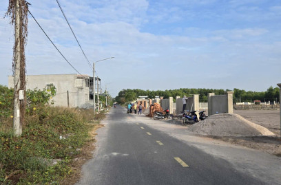 Bán đất ven biển Phước Hải. 8 lô biệt thự 300m2 giá 3,2 tỷ 10 x 30